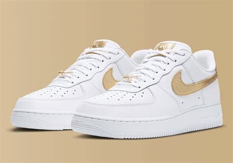 nike air force 1 low metallic